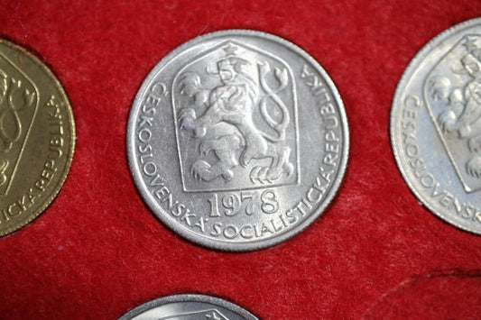 50 Halierov 1978 až 1990 vyberte si ročník UNC STAV